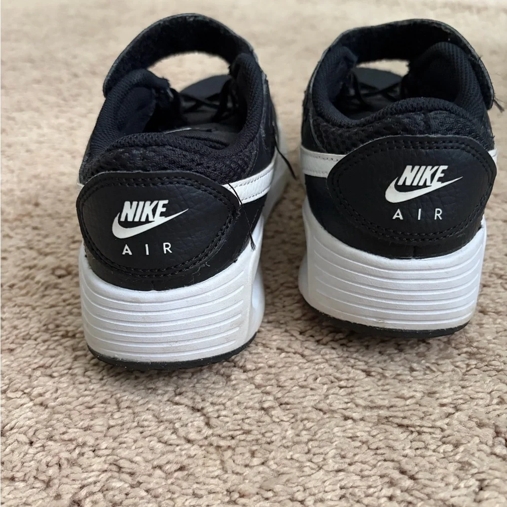 Nike Kids Black and White Athletic Sneakers - Picture 3 of 5